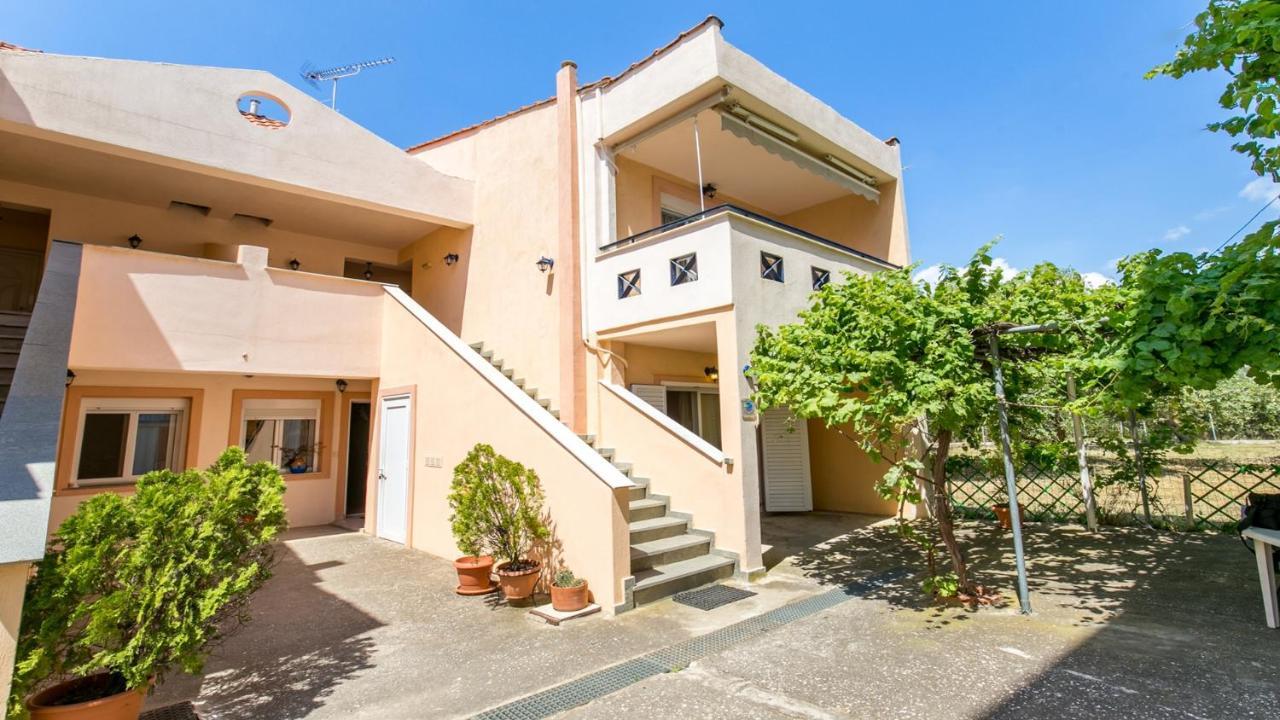 Amversa'S House Potos Luaran gambar