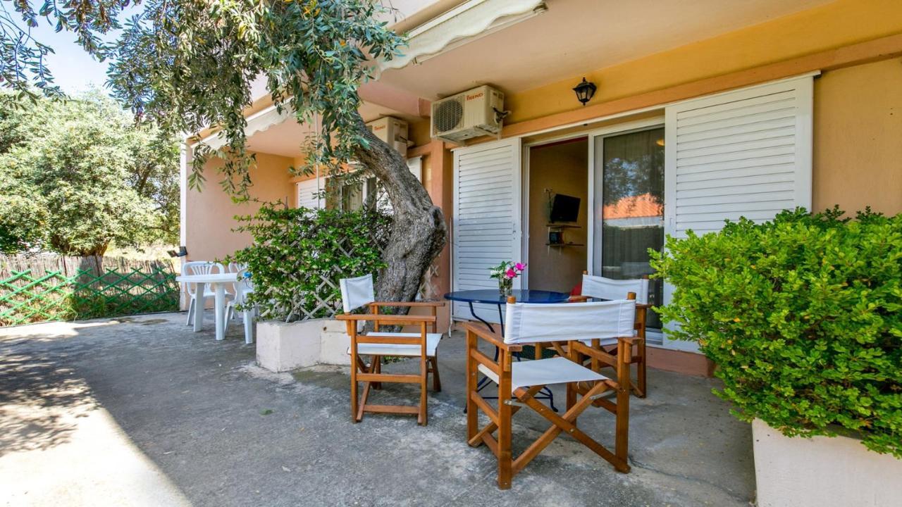 Amversa'S House Potos Luaran gambar